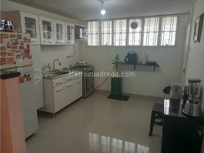Casa en venta en Pontevedra, Bogotá · foto 2 de 20