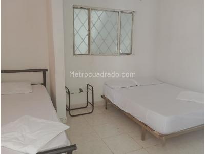Casa de 5 alcobas en venta en Ricaurte, Girardot, 690 m² · foto 10 de 15