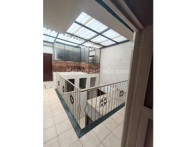 Casa de 5 alcobas en venta en Las Flores, Bogotá, 120 m² · foto 8 de 20