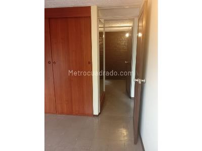 Apartamento de 3 alcobas en venta en La Asuncion, Bogotá, 57 m² · foto 9 de 20
