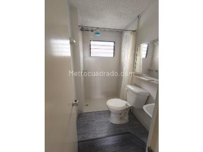 Apartamento de 3 alcobas en venta en Lombardia, Bogotá, 63 m² · foto 13 de 20