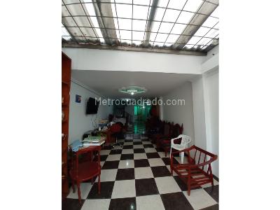 Casa de 3 alcobas en venta en Zarzamora, Bogotá, 170 m² · foto 2 de 20