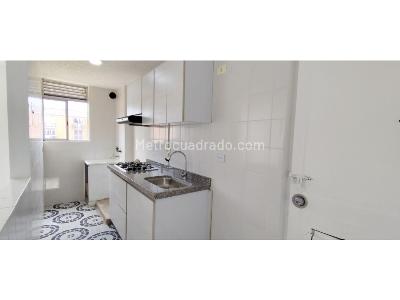Apartamento de 2 alcobas en venta en Torrentes, Soacha, 43 m² · foto 2 de 12