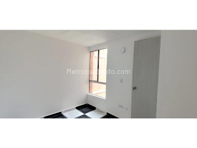 Apartamento de 2 alcobas en venta en Torrentes, Soacha, 43 m² · foto 8 de 12