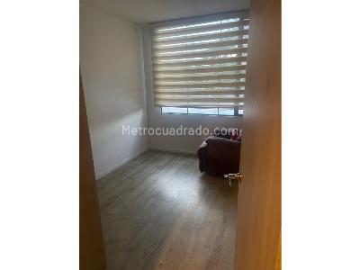 Apartamento de 3 alcobas en venta en La Laguna, Bogotá, 73 m² · foto 5 de 12
