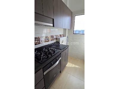 Apartamento de 3 alcobas en venta en Parque Campestre, Soacha, 48 m² · foto 4 de 14