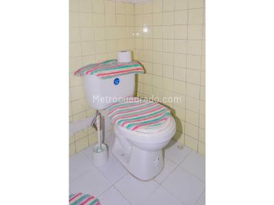 Casa de 5 alcobas en venta en Santa Barbara, Bogotá, 250 m² · foto 12 de 17