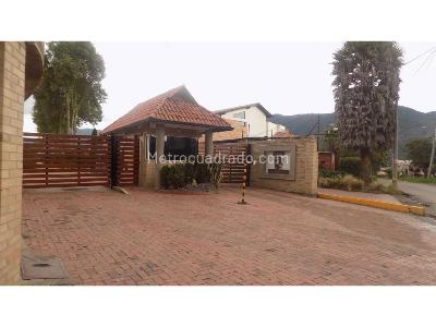 Casa de 3 alcobas en venta en Guaymaral, Bogotá, 1179 m² · foto 19 de 20