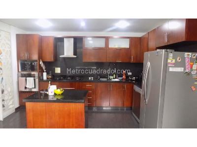 Casa de 3 alcobas en venta en Guaymaral, Bogotá, 1179 m² · foto 7 de 20