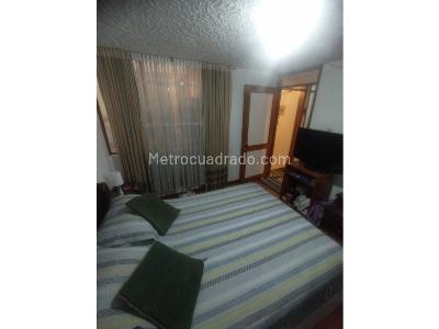 Casa de 5 alcobas en venta en La Europa, Bogotá, 332 m² · foto 12 de 20