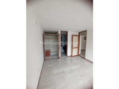 Casa de 5 alcobas en venta en La Europa, Bogotá, 332 m² · foto 7 de 20