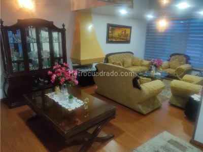 Casa de 5 alcobas en venta en Modelia, Bogotá, 347 m² · foto 13 de 20
