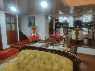 Casa de 5 alcobas en venta en Modelia, Bogotá, 347 m² · foto 17 de 20