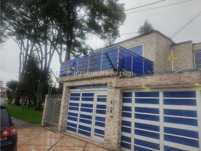 Casa de 5 alcobas en venta en Modelia, Bogotá, 347 m² · foto 6 de 20