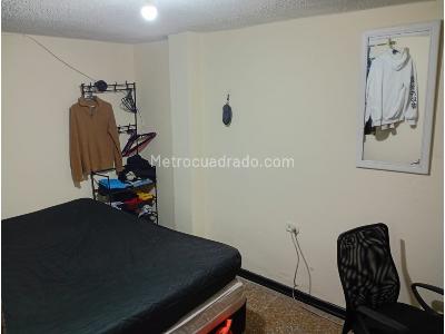 Casa de 5 alcobas en venta en Bosa Escocia, Bogotá, 264 m² · foto 9 de 9