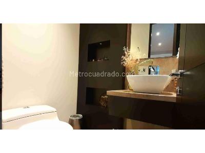 Apartamento de 3 alcobas en venta en Los Rosales, Bogotá, 300 m² · foto 11 de 20