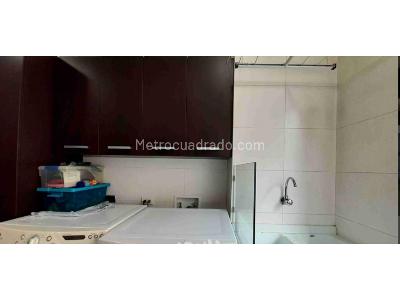 Apartamento de 3 alcobas en venta en Los Rosales, Bogotá, 300 m² · foto 18 de 20