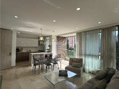 Apartamento de 2 alcobas en venta en Lalinde, Medellín, 100 m² · foto 3 de 12