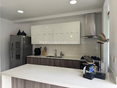 Apartamento de 2 alcobas en venta en Lalinde, Medellín, 100 m² · foto 4 de 12