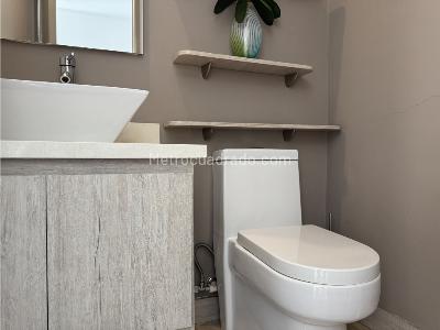 Apartamento de 2 alcobas en venta en Lalinde, Medellín, 100 m² · foto 10 de 12