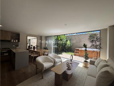 Casa de 3 alcobas en venta en San Antonio De Pereira, Rionegro, 195 m² · foto 2 de 20