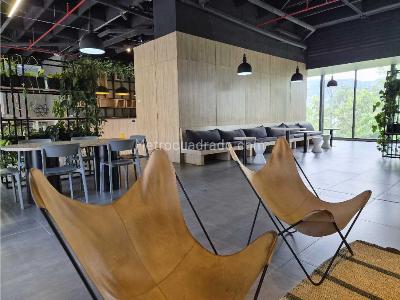 Apartaestudio en venta en La Aguacatala, Medellín, 50 m² · foto 8 de 12