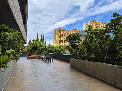 Apartaestudio en venta en La Aguacatala, Medellín, 50 m² · foto 12 de 12