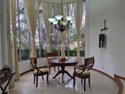 Casa de 4 alcobas en venta en Loma De San Jose, Sabaneta, 420 m² · foto 17 de 20