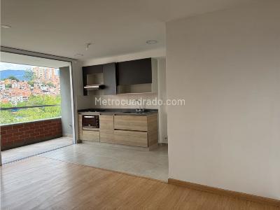 Apartamento de 3 alcobas en venta en Asdesillas, Sabaneta, 76 m² · foto 4 de 20