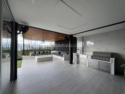Casa de 4 alcobas en venta en Loma El Atravesado, Envigado, 331 m² · foto 11 de 20