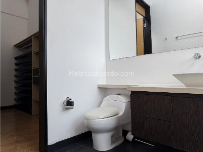 Casa de 4 alcobas en venta en Loma El Atravesado, Envigado, 331 m² · foto 15 de 20