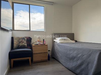 Apartamento de 3 alcobas en venta en Las Lomitas, Sabaneta, 66 m² · foto 6 de 12
