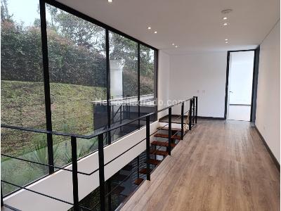 Casa de 4 alcobas en venta en Alto De Las Palmas, Envigado, 360 m² · foto 4 de 20