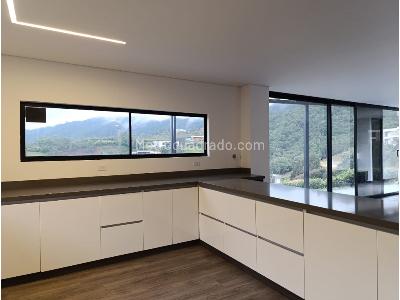 Casa de 4 alcobas en venta en Alto De Las Palmas, Envigado, 360 m² · foto 9 de 20