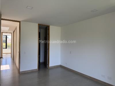 Casa de 3 alcobas en venta en Sajonia, Rionegro, 328 m² · foto 17 de 20