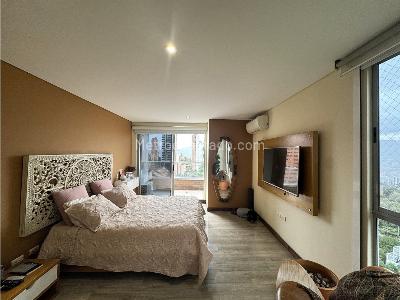Apartamento de 2 alcobas en venta en Los Balsos, Medellín, 124 m² · foto 10 de 20