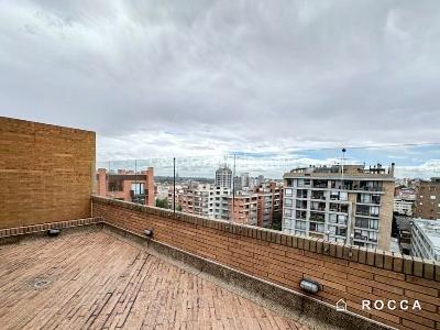 Apartamento de 3 alcobas en venta en El Virrey, Bogotá, 187 m² · foto 3 de 14