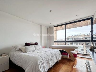 Apartamento de 3 alcobas en venta en El Virrey, Bogotá, 187 m² · foto 9 de 14