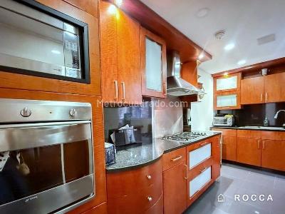 Apartamento en venta en El Refugio, Bogotá · foto 6 de 13