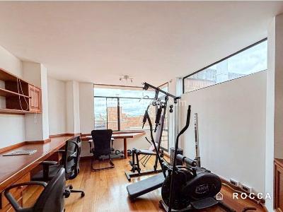 Apartamento de 5 alcobas en arriendo en San Patricio, Bogotá, 430 m² · foto 10 de 15
