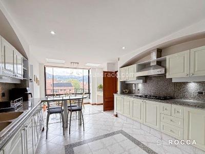 Apartamento de 5 alcobas en arriendo en San Patricio, Bogotá, 430 m² · foto 5 de 15