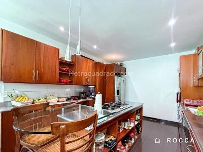 Apartamento en arriendo en El Refugio, Bogotá · foto 8 de 16