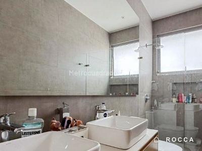 Apartamento de 2 alcobas en arriendo en Chico Norte, Bogotá, 168 m² · foto 10 de 16