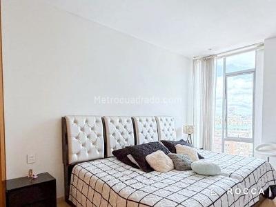 Apartamento de 2 alcobas en arriendo en Chico Norte, Bogotá, 168 m² · foto 7 de 16