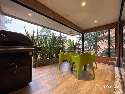 Apartamento de 4 alcobas en venta en Los Rosales, Bogotá, 436 m² · foto 8 de 19