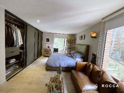 Apartamento de 3 alcobas en venta en El Refugio, Bogotá, 350 m² · foto 14 de 16