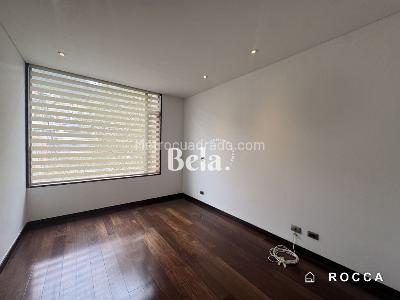 Apartamento de 4 alcobas en arriendo en La Cabrera, Bogotá, 380 m² · foto 9 de 17