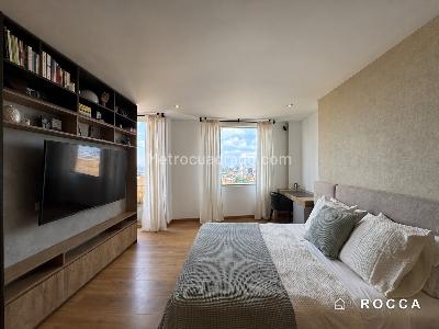 Apartamento de 2 alcobas en venta en Los Rosales, Bogotá, 157 m² · foto 17 de 20