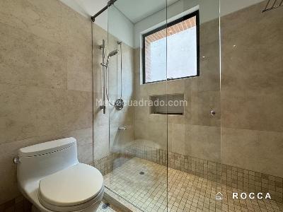Apartamento de 4 alcobas en venta en Chico Oriental, Bogotá, 475 m² · foto 19 de 20