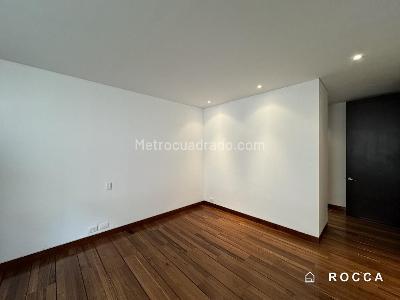 Apartamento de 4 alcobas en venta en Chico Oriental, Bogotá, 475 m² · foto 20 de 20